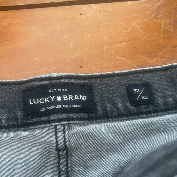 Lucky Brand Grey Distressed Jeans 32 x 32 - Picture 8 of 11